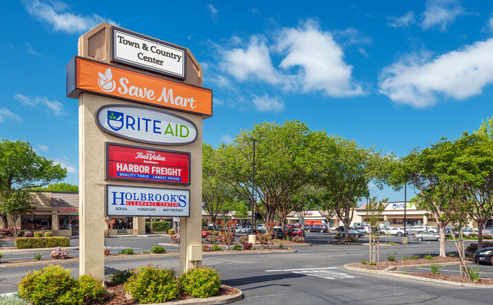 Pictures of Retail property located at 118 W East Ave, Chico, CA 95973 for lease - image #1