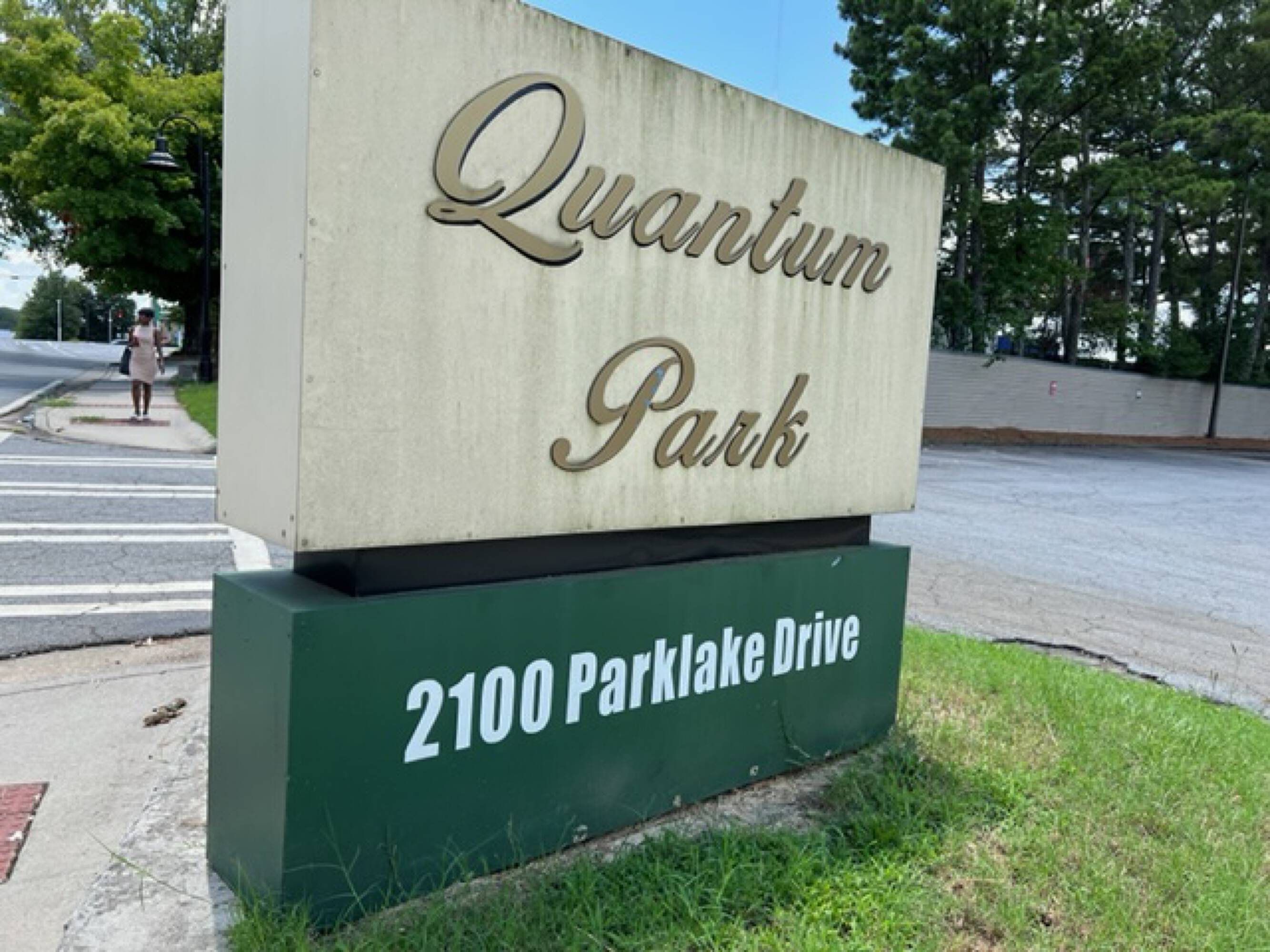 2228626