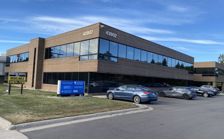 Pictures of Office property located at 43902 Woodward Ave, Bloomfield Hills, MI 48302 for lease - image #1