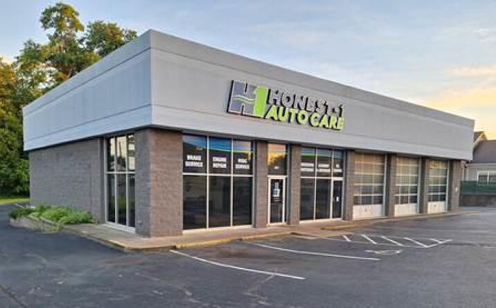 Pictures of Retail property located at 5907 Wooster Pike, Cincinnati, OH 45227 for lease - image #1