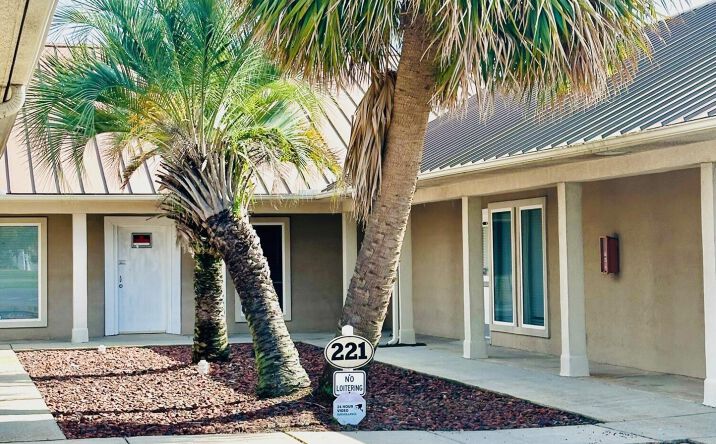 Pictures of Office property located at 221 E 23rd St, Panama City, FL 32405 for lease - image #1