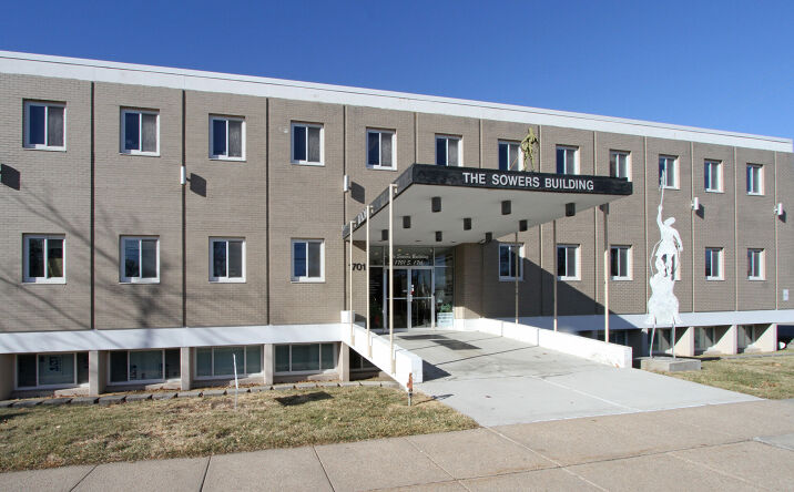 Pictures of Office property located at 1701 S 17th St, Lincoln, NE 68502 for lease - image #1