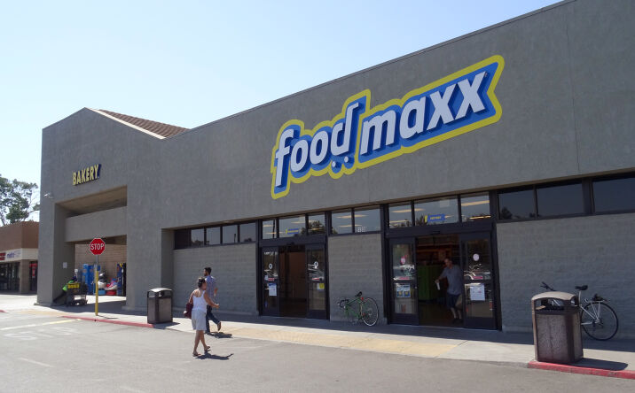 Pictures of Retail property located at 1384 W Olive Ave, Merced, CA 95348 for lease - image #1