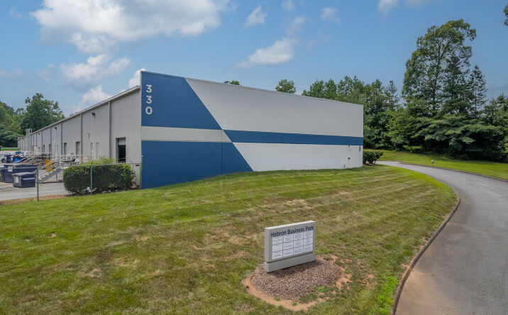 Pictures of Industrial property located at 330 E Hebron St, Charlotte, NC 28273 for lease - image #1