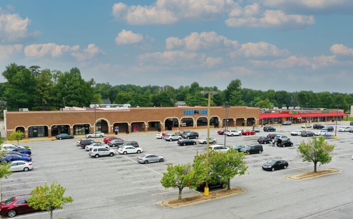 Pictures of Retail property located at 3204 Randleman Rd, Greensboro, NC 27406 for lease - image #1