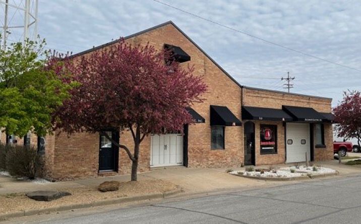 Pictures of Industrial property located at 514 N Santa Fe Ave, Salina, KS 67401 for lease - image #1