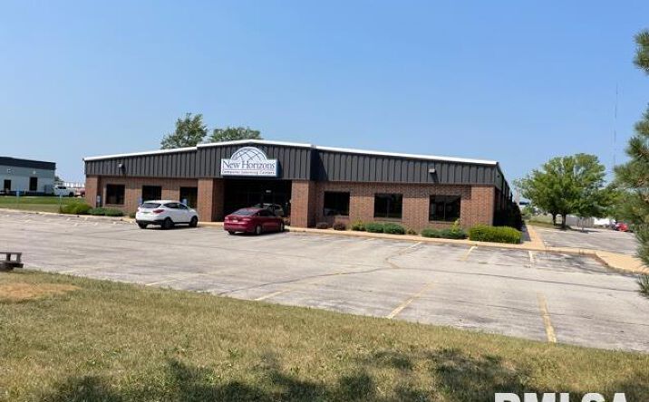 Pictures of Office property located at 1850 BOYSON Road A, Hiawatha, IA 52233 for lease - image #1