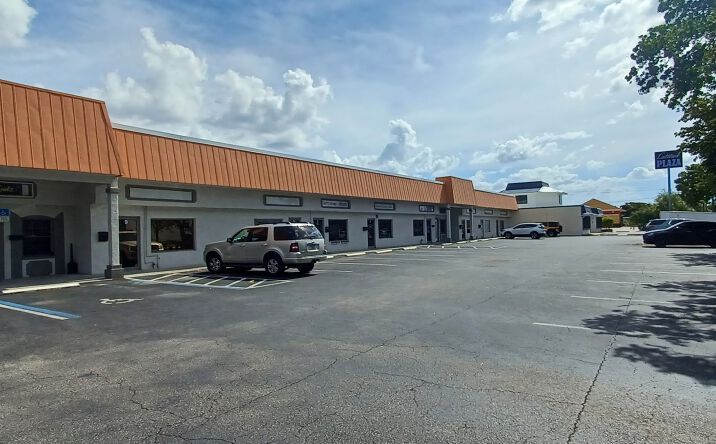 Pictures of Retail, Office property located at 1634 SE 47th St, Cape Coral, FL 33904 for lease - image #1