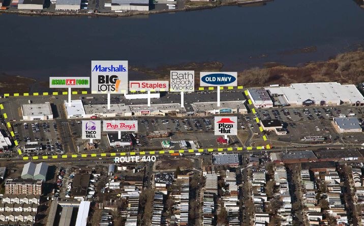 Pictures of Retail property located at 701 NJ-440, Jersey City, NJ 07304 for lease - image #1