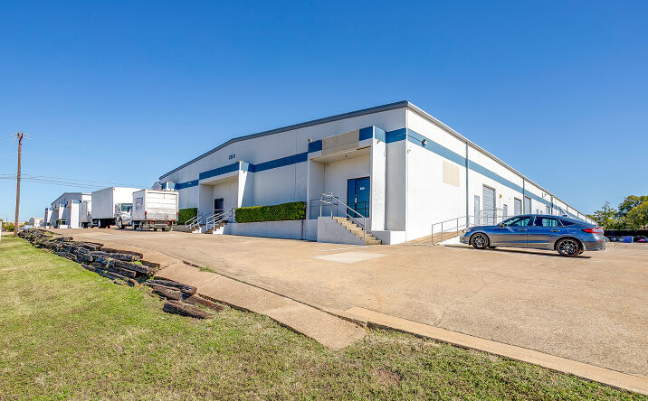 Pictures of Industrial property located at 350 S Belt Line Rd, Irving, TX 75060 for lease - image #1