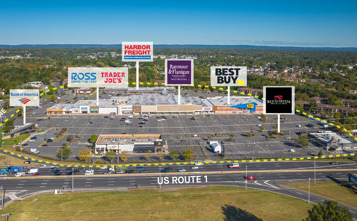 Pictures of Retail property located at 675 Route 1, Woodbridge Township, NJ 08830 for lease - image #1