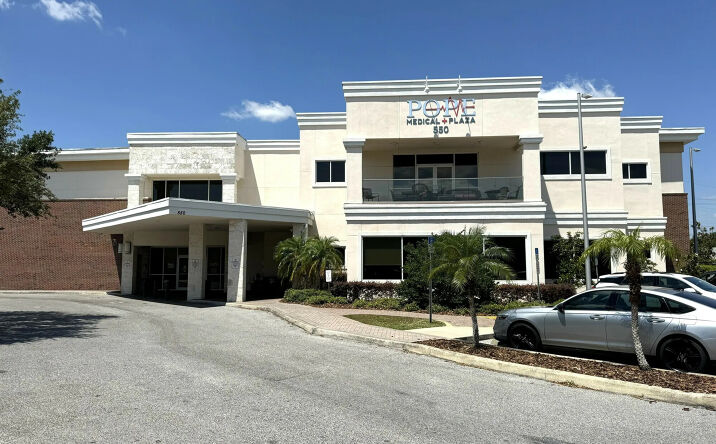 Pictures of Office property located at 550 Pope Ave, Winter Haven, FL 33881 for lease - image #1