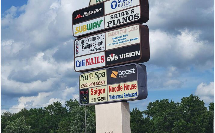 Pictures of Retail property located at 1521 81st Ave, Merrillville, IN 46410 for lease - image #1