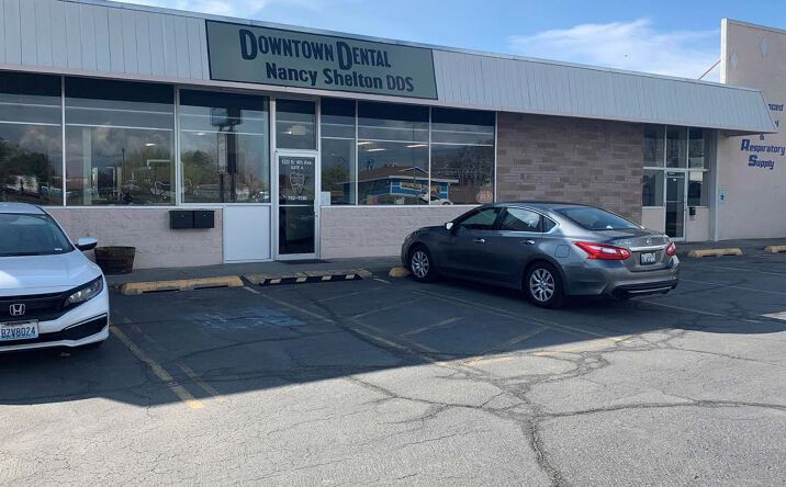 Pictures of Office property located at 1320 N 4th Ave, Pasco, WA 99301 for lease - image #1