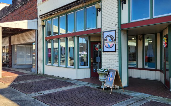 212 Main St W, Hartselle, AL 35640 | Crexi.com