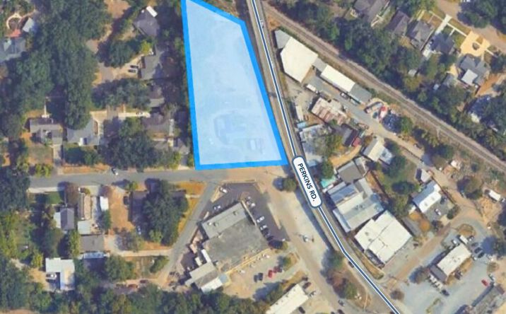 image of property at 2493 Baywood Ave Baton Rouge, LA 70808