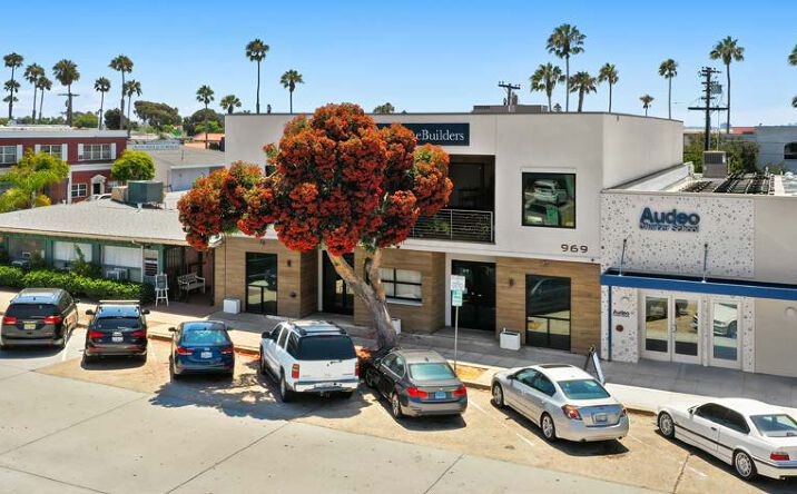 Pictures of Office property located at 967 Hornblend St, San Diego, CA 92109 for lease - image #1