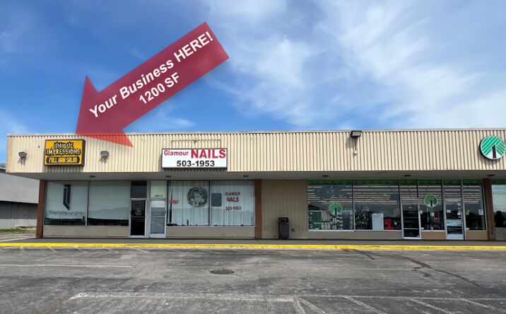 Pictures of Retail property located at 1031 - 1041 S Riverside Dr, Clarksville, TN 37040 for lease - image #1