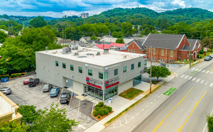 Pictures of Retail, Office property located at 419 N Market St, Chattanooga, TN 37405 for lease - image #1