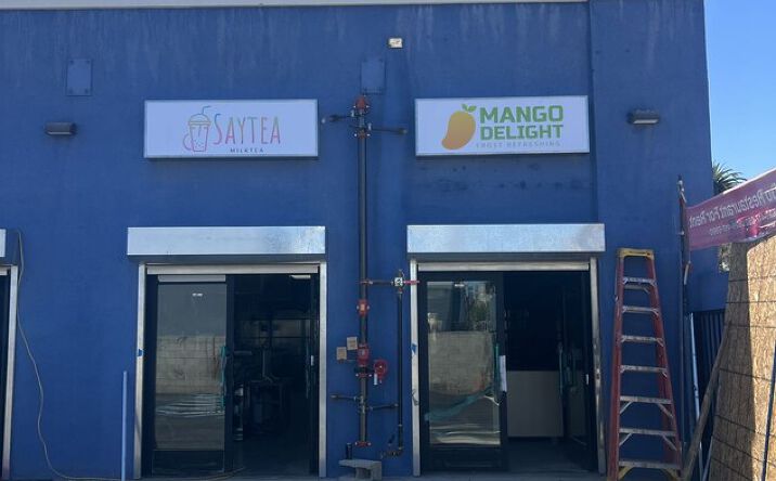 Pictures of Restaurant property located at 222 E 10th St, Long Beach, CA 90813 for lease - image #1