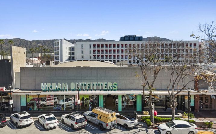 Pictures of Retail property located at 328-330 N, San Fernando Blvd, Burbank, CA 91502 for lease - image #1