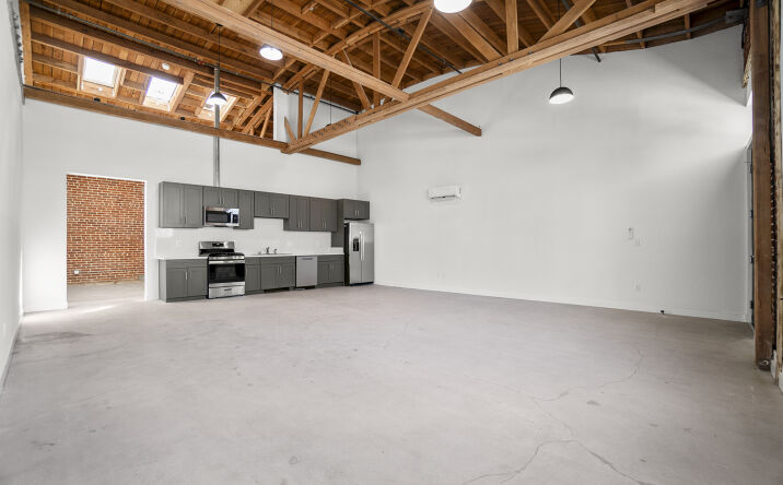 Pictures of Retail property located at 1901 S Pacific Ave, Los Angeles, CA 90731 for lease - image #1