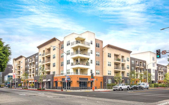 Pictures of Retail property located at 421 W Broadway, Long Beach, CA 90802 for lease - image #1