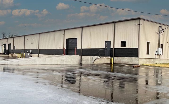 Pictures of Industrial property located at 4602 Shepherdsville Rd, Louisville, KY 40218 for sales - image #1