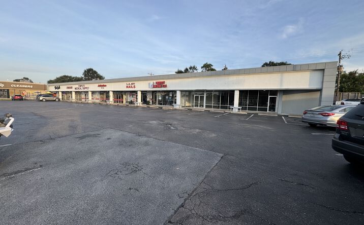 Pictures of Retail, Office property located at 1710 W 18th St, Houston, TX 77008 for lease - image #1