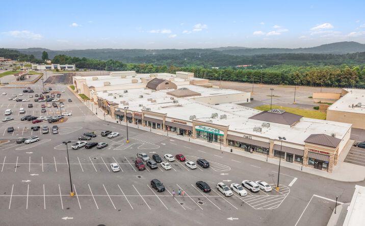 Pictures of Retail property located at 240 Commonwealth Blvd W, Martinsville, VA 24112 for lease - image #1