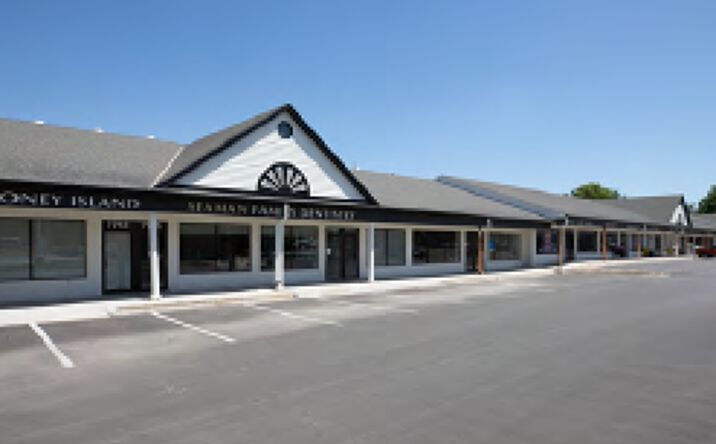Pictures of Retail, Office, Restaurant property located at 7749-7807 Quivira Rd, Lenexa, KS 66216 for lease - image #1