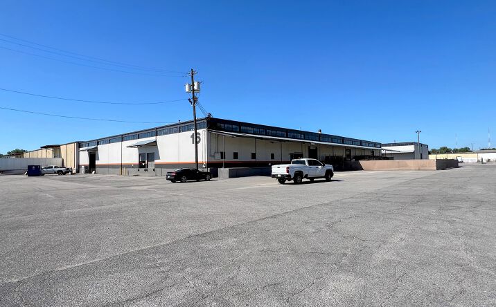 Pictures of Industrial property located at 305 26th Ave W, Birmingham, AL 35204 for sales - image #1