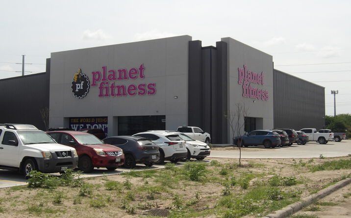 Pictures of Retail property located at 1222 Dixieland Rd, Harlingen, TX 78552 for lease - image #1