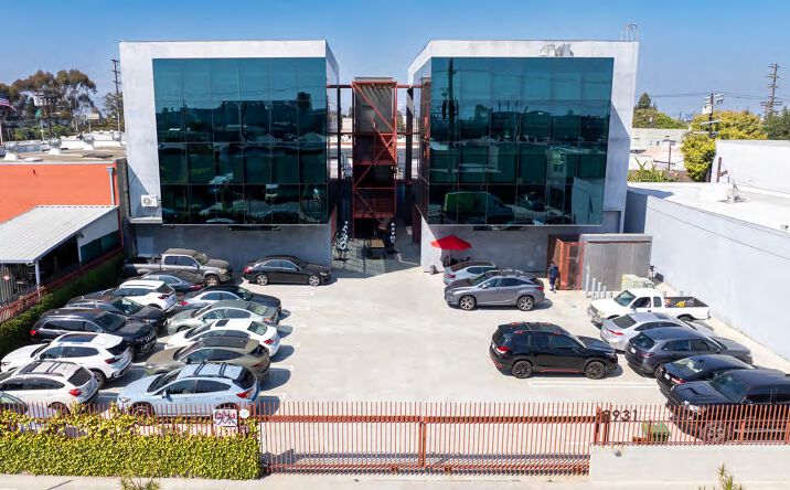 Pictures of Office property located at 8931 Ellis Ave, Los Angeles, CA 90034 for lease - image #1