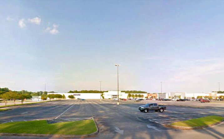 Pictures of Retail property located at 344 Jacksonville Mall, Jacksonville, NC 28546 for lease - image #1