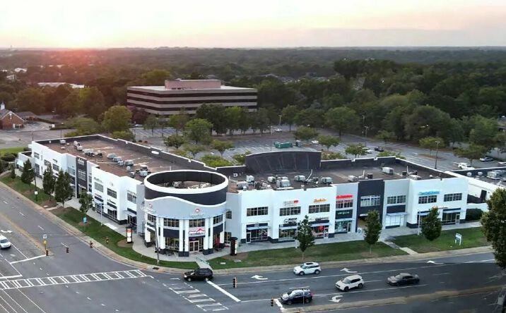 Pictures of Retail property located at 7510 Pineville Matthews Rd, Charlotte, NC 28226 for lease - image #1