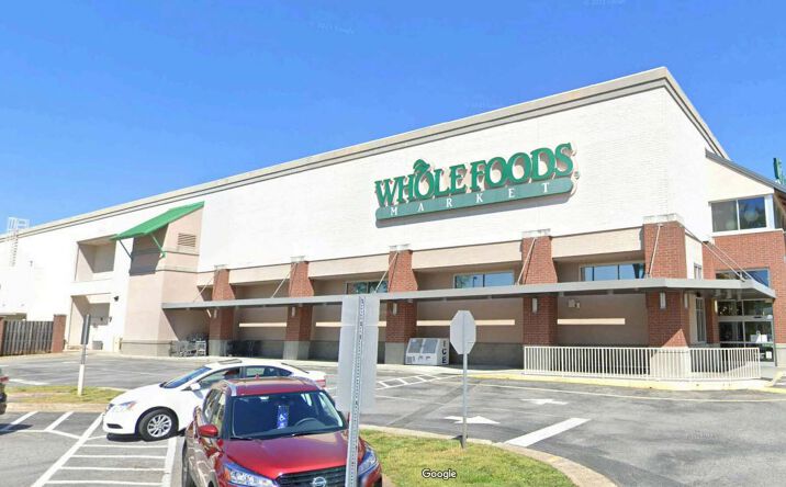 Pictures of Retail property located at 3200 W Friendly Ave, Greensboro, NC 27408 for lease - image #1