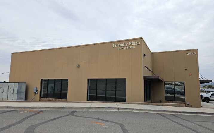 Pictures of Retail, Office, Industrial property located at 2921 Friendly Pl, Bullhead City, AZ 86442 for lease - image #1