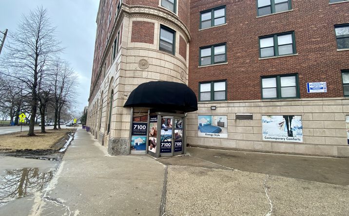 Pictures of Retail, Office property located at 7100 S South Shore Dr, Chicago, IL 60649 for lease - image #1