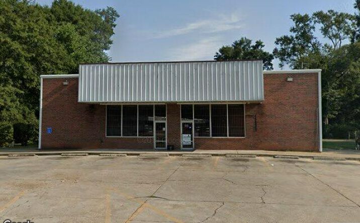 image of property at 1301 Main St Hattiesburg, MS 39401