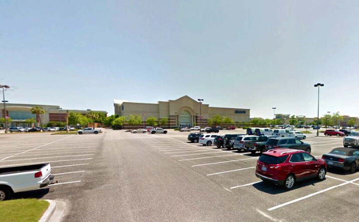 Pictures of Retail, Land property located at 1200 Coastal Grand Cir, Myrtle Beach, SC 29577 for lease - image #1