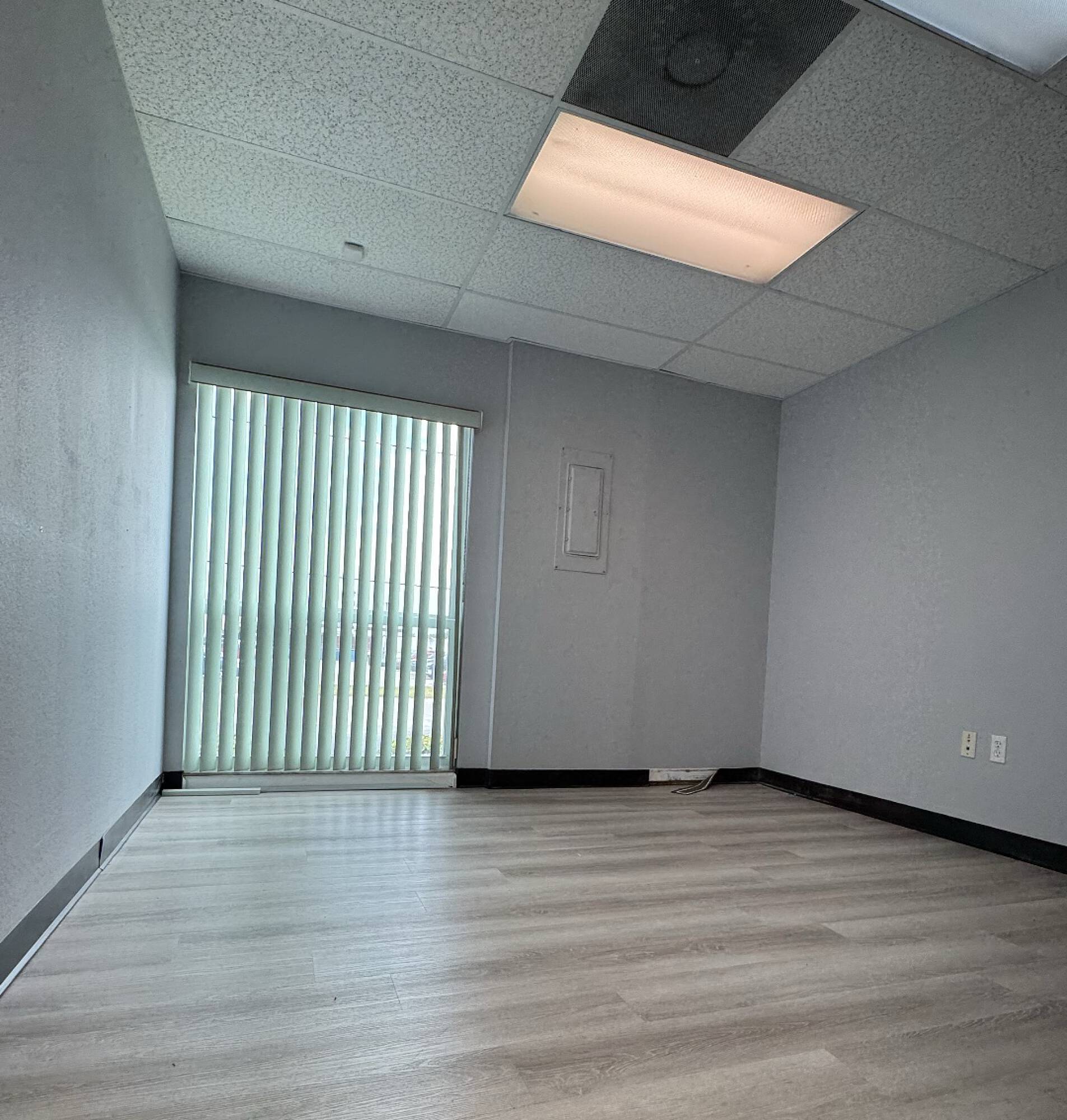 216 Seaboard Ave, Venice, FL 34285