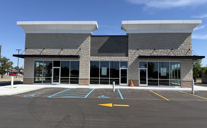 Pictures of Retail, Restaurant property located at 15347 21 Mile Road, Macomb, MI 48044 for lease - image #1