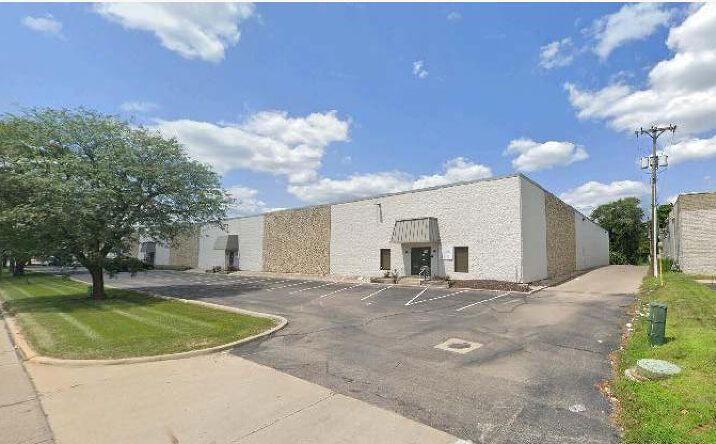 Pictures of Industrial property located at 2277 Arbor Blvd, Moraine, OH 45439 for lease - image #1