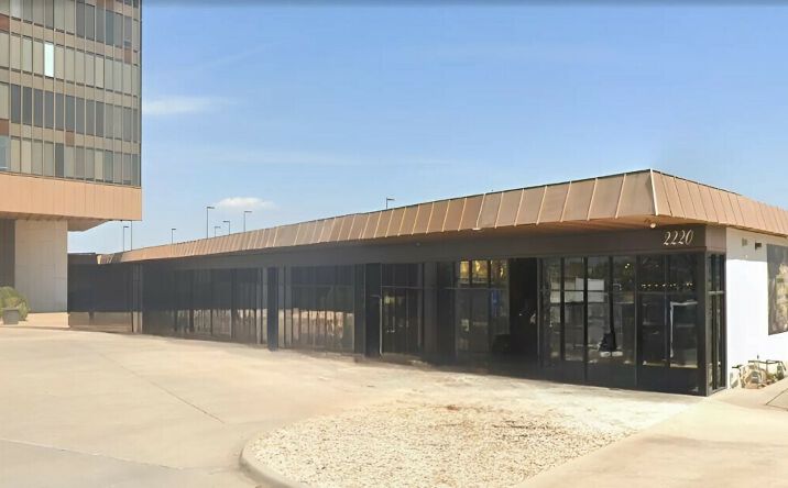 Pictures of Retail property located at 2220 N Classen Blvd, Oklahoma City, OK 73106 for lease - image #1
