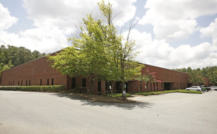 Pictures of Industrial property located at 6610 Bay Cir, Norcross, GA 30071 for lease - image #1