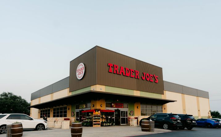 Pictures of Retail property located at 403 N Loop 1604 W, San Antonio, TX 78232 for lease - image #1