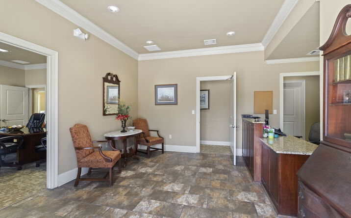 Pictures of Office property located at 11414 Lake Sherwood Ave N, Baton Rouge, LA 70816 for lease - image #1