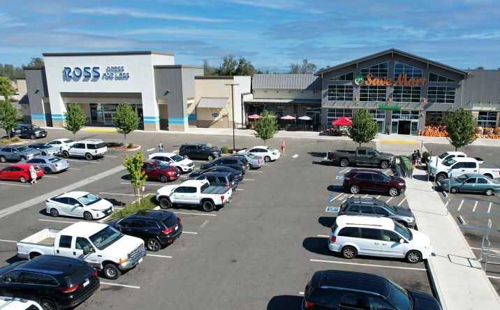 Pictures of Retail property located at 4619-4631 Churn Creek Rd, Redding, CA 96002 for lease - image #1