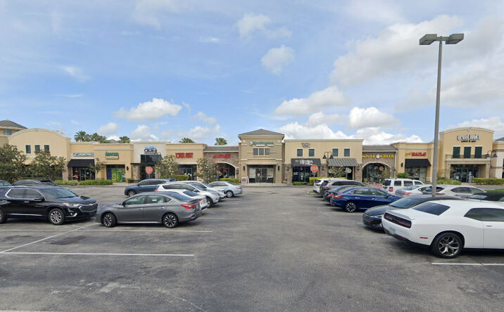 Pictures of Retail property located at 13526 Village Park Dr, Orlando, FL 32837 for lease - image #1